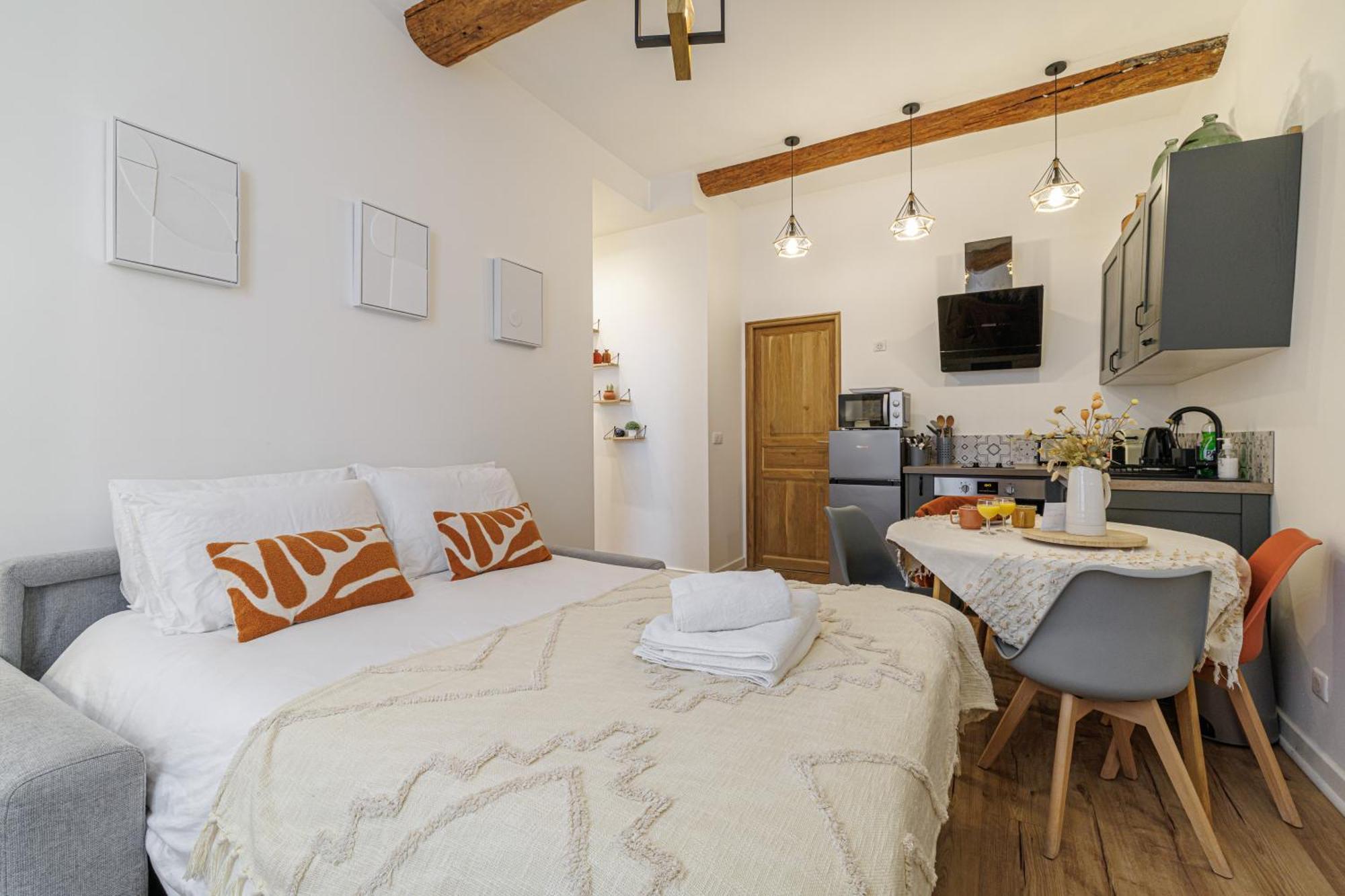 Old Town Antibes Superb New Flat, For 3, Ac, Wi-Fi Apartment Ngoại thất bức ảnh